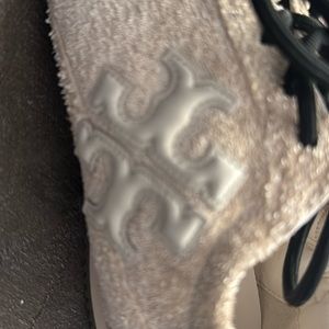 Tory Burch sneakers size 7